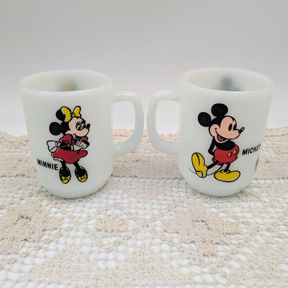 Pair of Vintage Mickey and Minnie Mouse Anchor Hocking Milk Glass Mugs - Picture 1 of 8